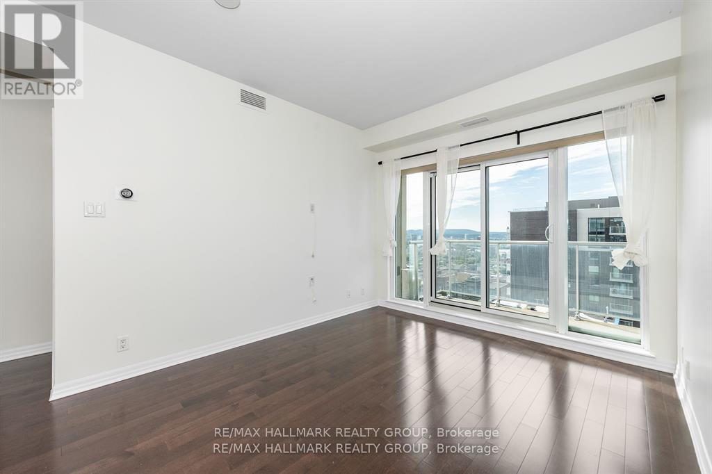 Photo 18 of Ph 1 2702 242 Rideau Street, Ottawa ON