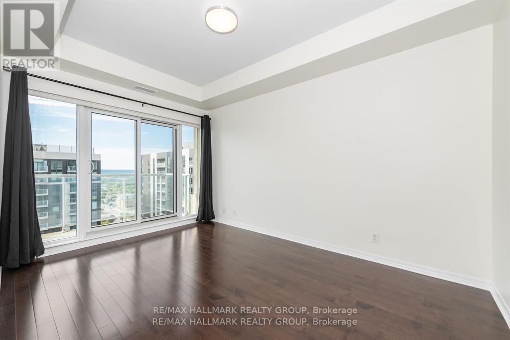 Photo 17 of Ph 1 2702 242 Rideau Street, Ottawa ON