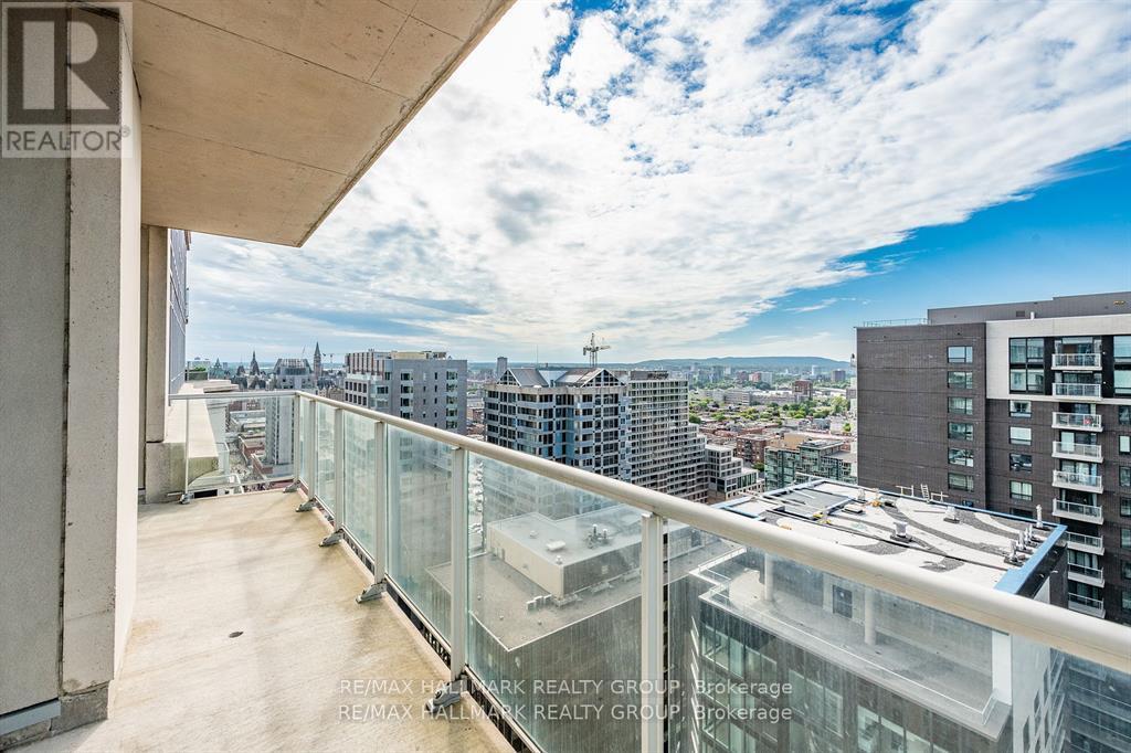 Photo 5 of Ph 1 2702 242 Rideau Street, Ottawa ON