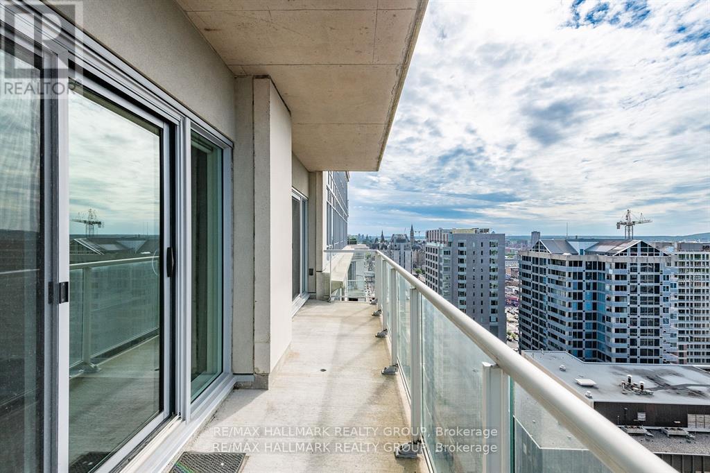 Photo 38 of Ph 1 2702 242 Rideau Street, Ottawa ON