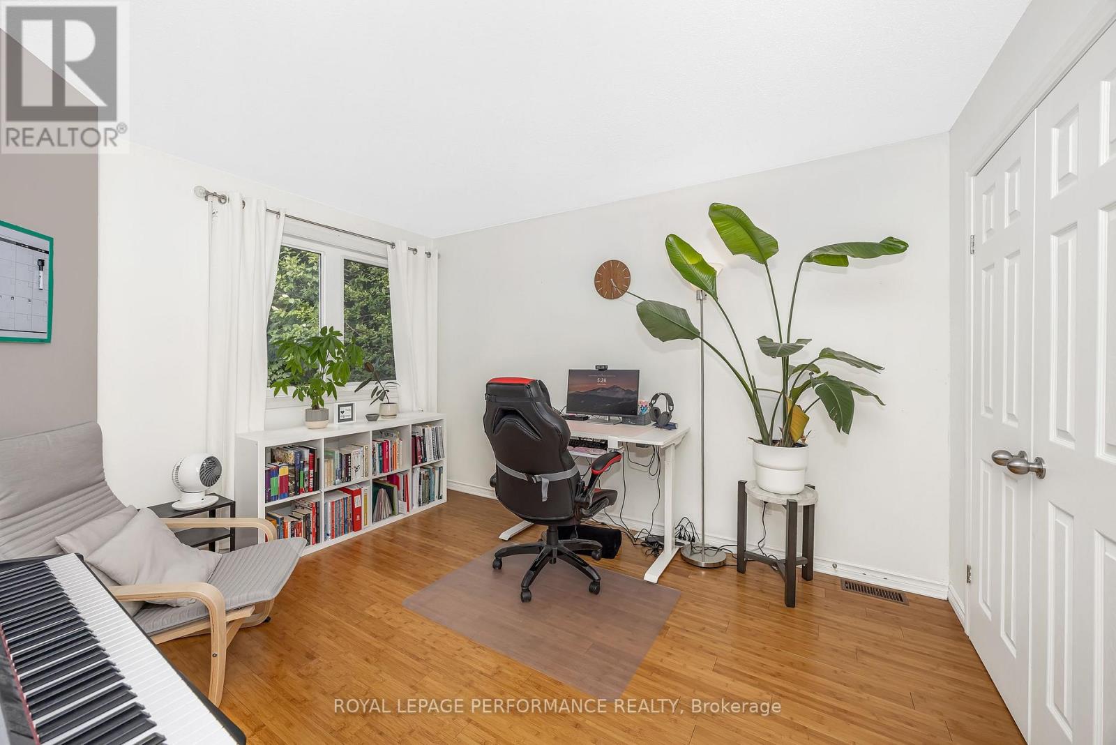 Photo 14 of 8 Hyannis Avenue, Ottawa ON