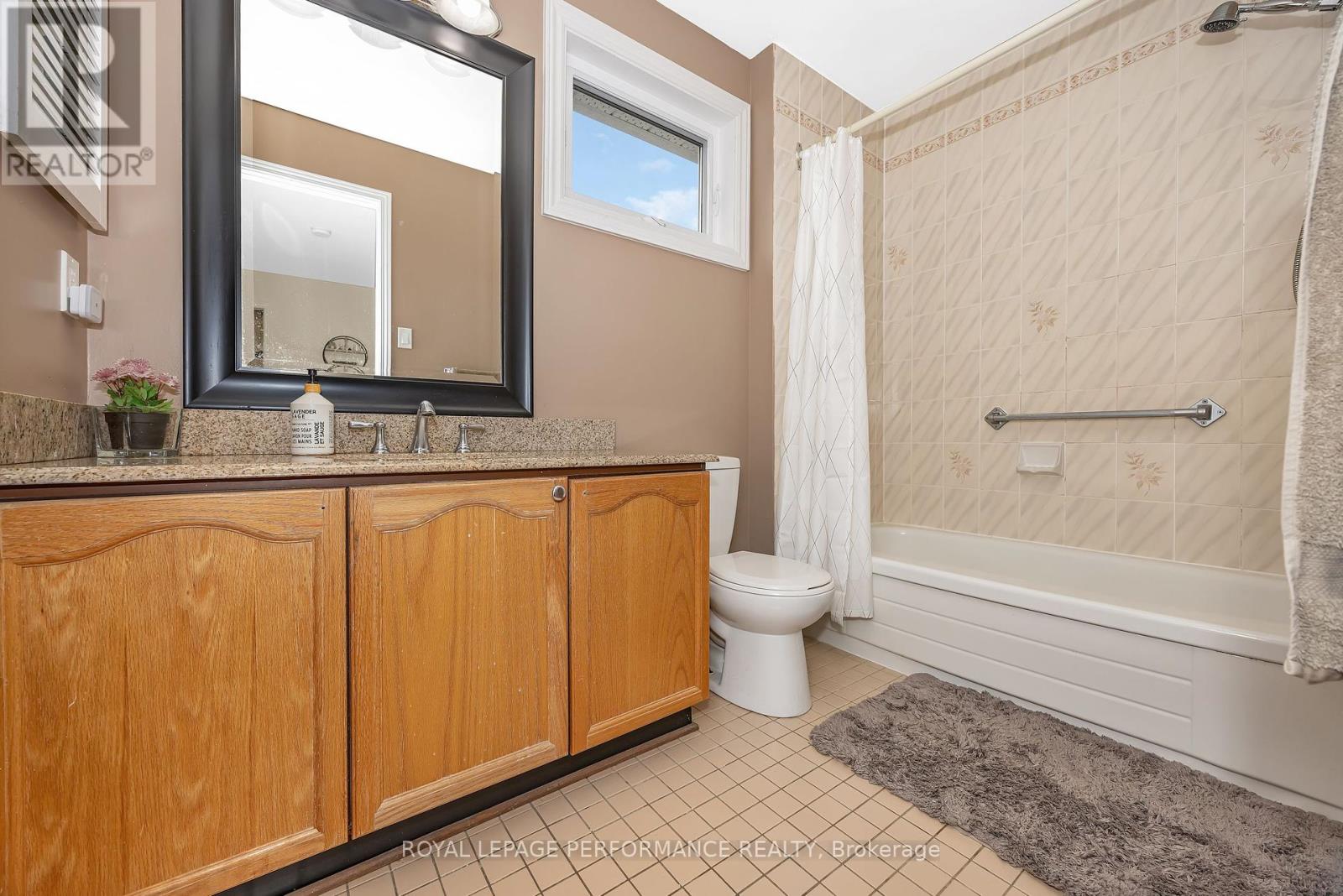 Photo 21 of 8 Hyannis Avenue, Ottawa ON
