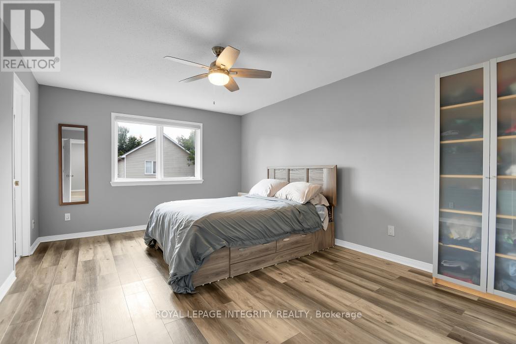 Photo 18 of 1036 Rocky Harbour Crescent, Ottawa ON
