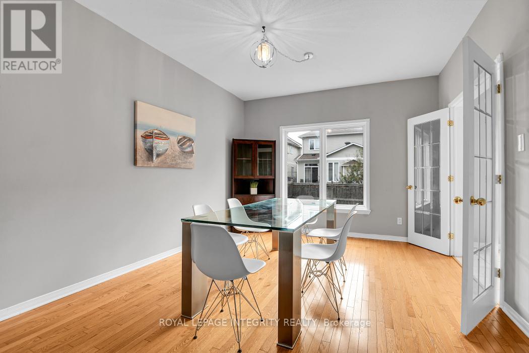 Photo 8 of 1036 Rocky Harbour Crescent, Ottawa ON