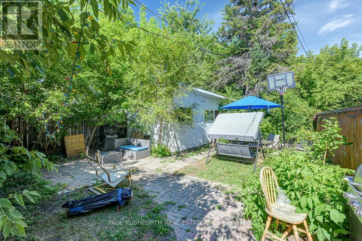 Photo 10 of 845 Trojan Avenue, Ottawa ON
