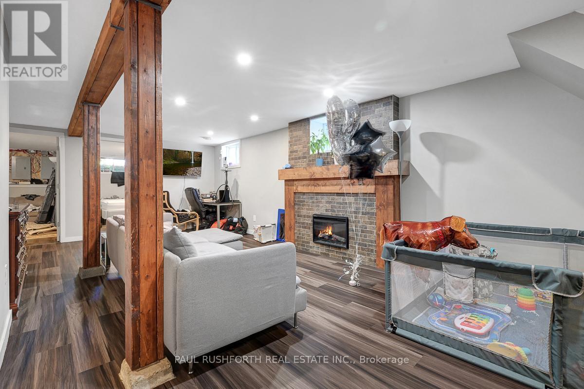 Photo 12 of 845 Trojan Avenue, Ottawa ON