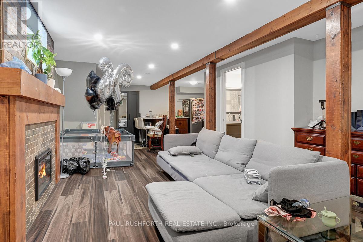 Photo 3 of 845 Trojan Avenue, Ottawa ON