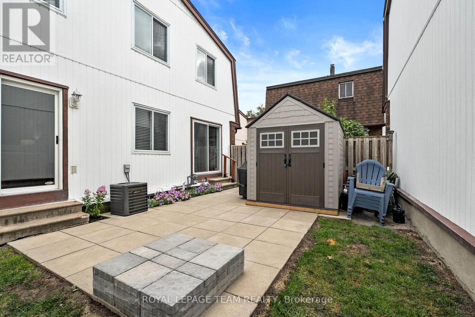 Photo 31 of 141 2166 Loyola Avenue, Ottawa ON