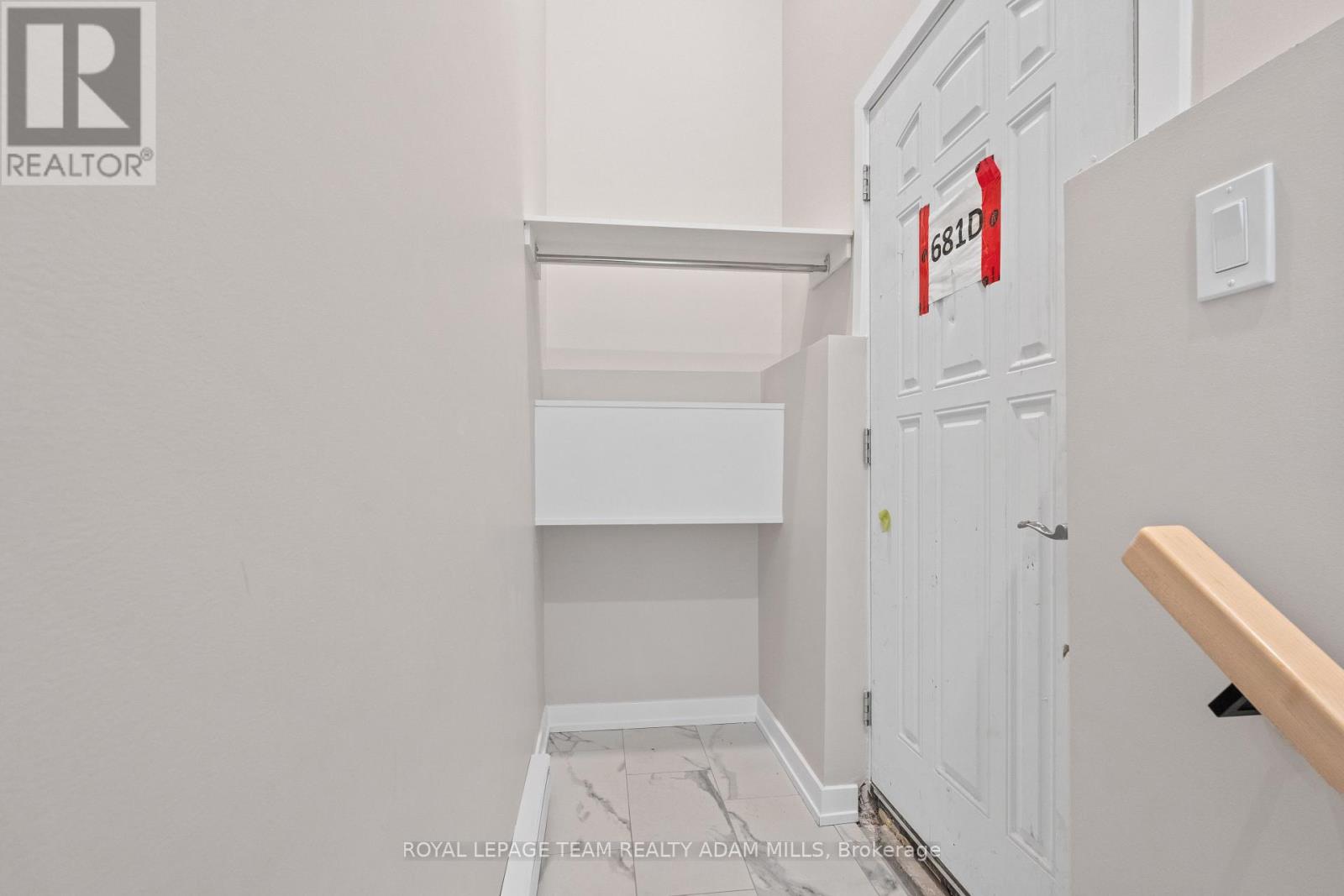 Photo 10 of C 306 Lanark Avenue, Ottawa ON