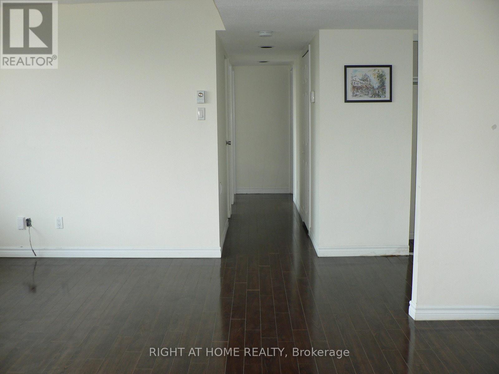 Photo 22 of 2006 470 Laurier Avenue W, Ottawa ON