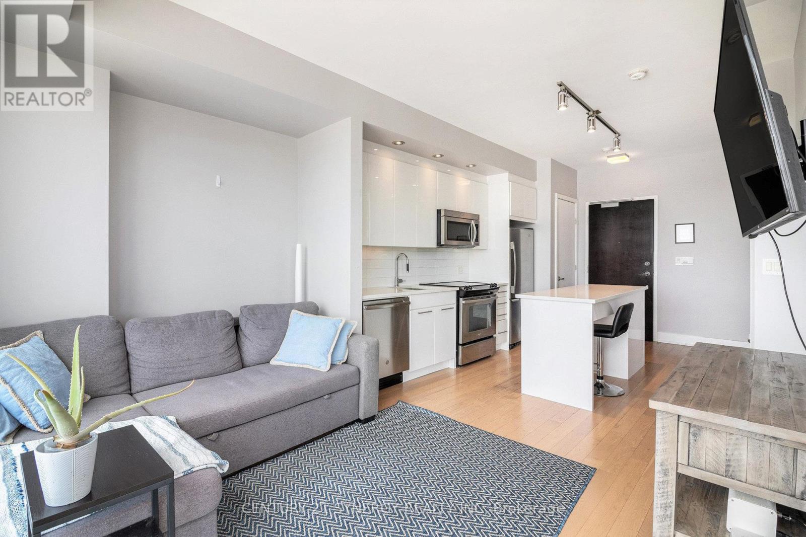 Photo 2 of 607 360 Patricia Avenue, Ottawa ON