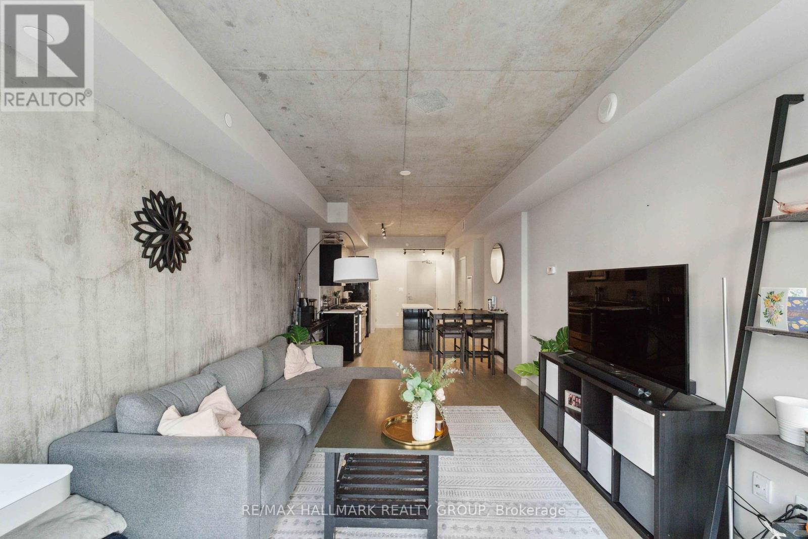 Photo 5 of 312 224 Lyon Street N, Ottawa ON