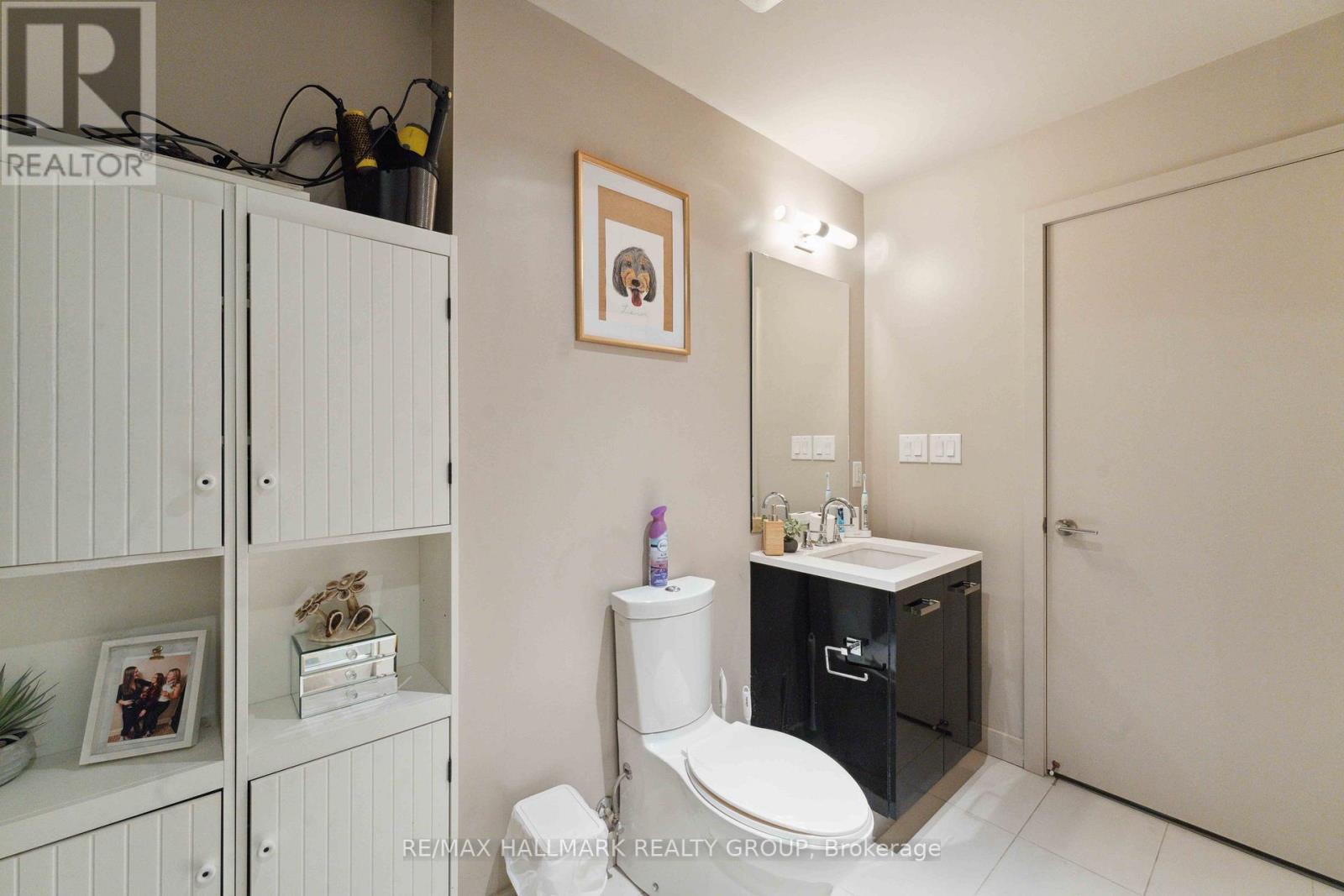 Photo 22 of 312 224 Lyon Street N, Ottawa ON