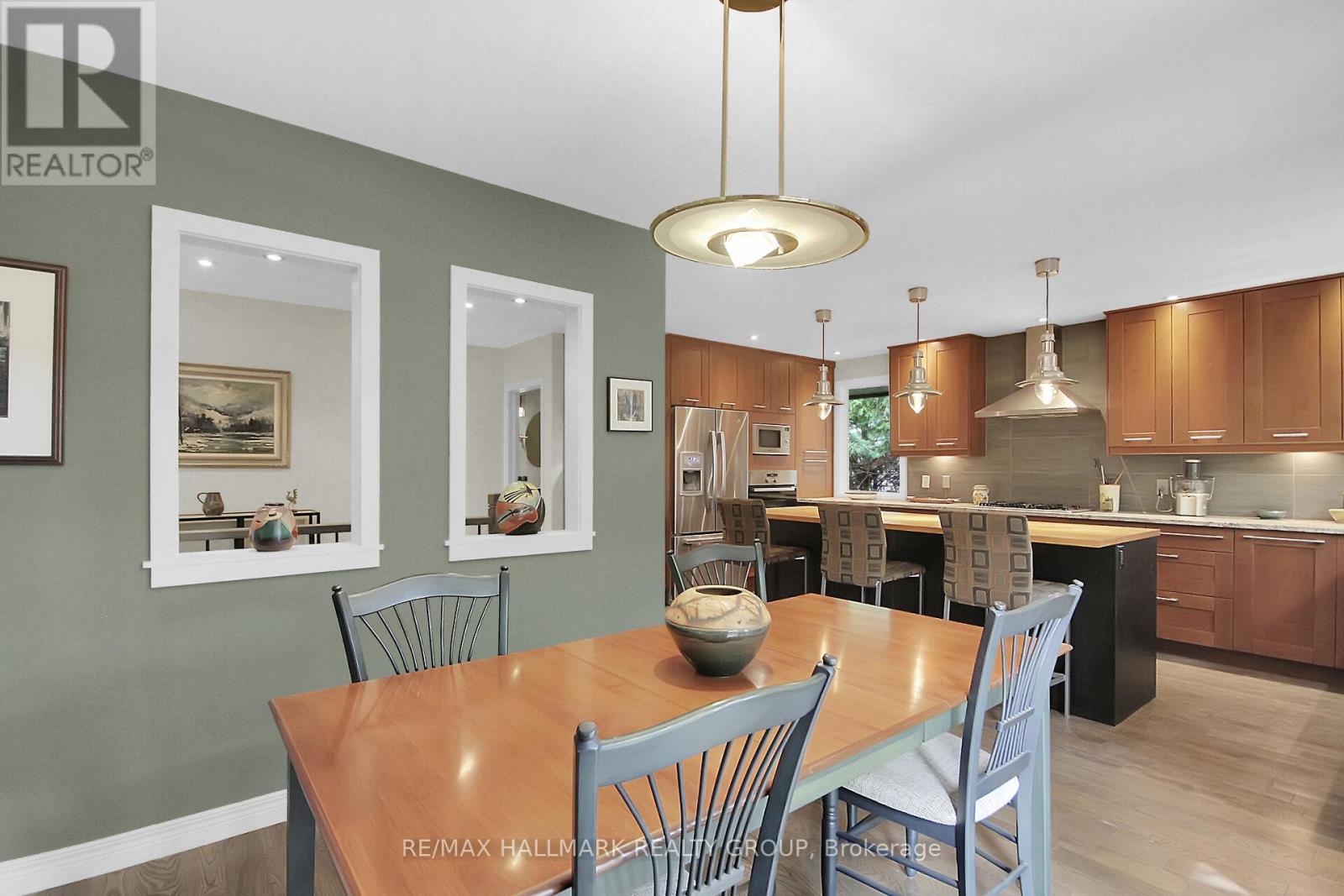 Photo 15 of 40 Foothills Drive, Ottawa ON