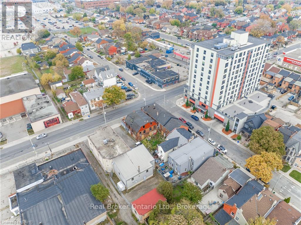 Photo 6 of 202 Cannon Street E, Hamilton ON