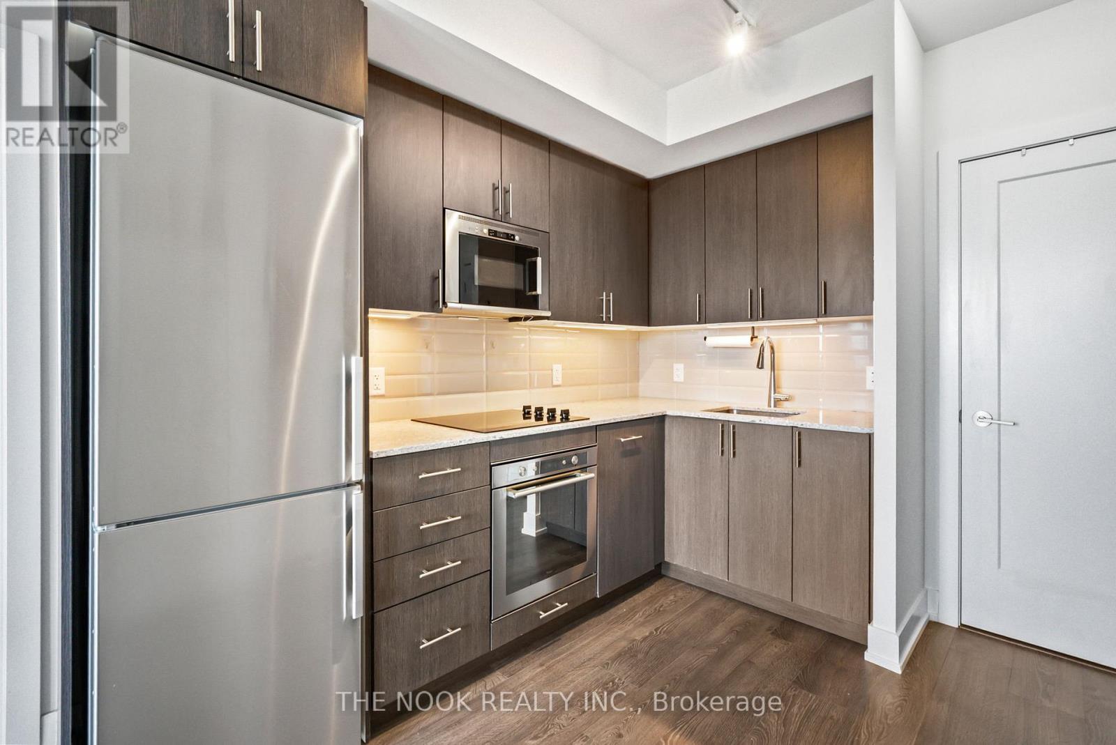 Photo 20 of 805 2550 Simcoe Street N, Oshawa ON