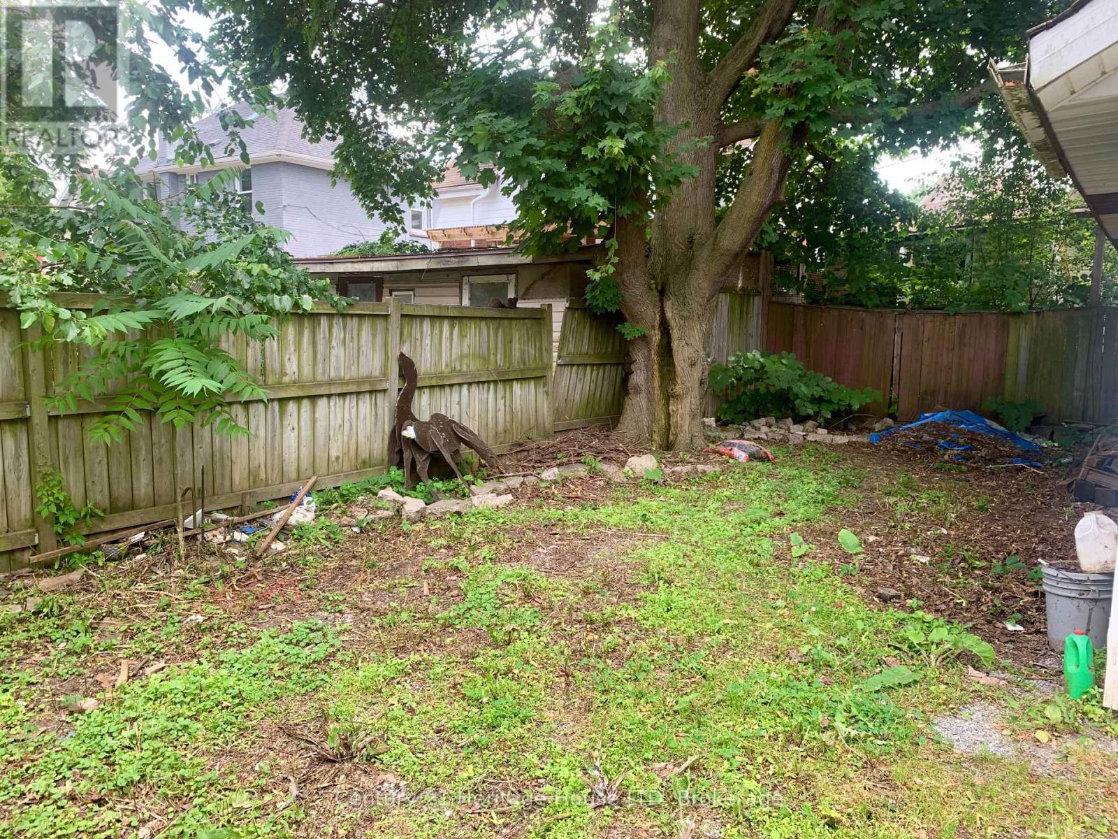 Photo 11 of 4624 Jepson Street, Niagara Falls ON