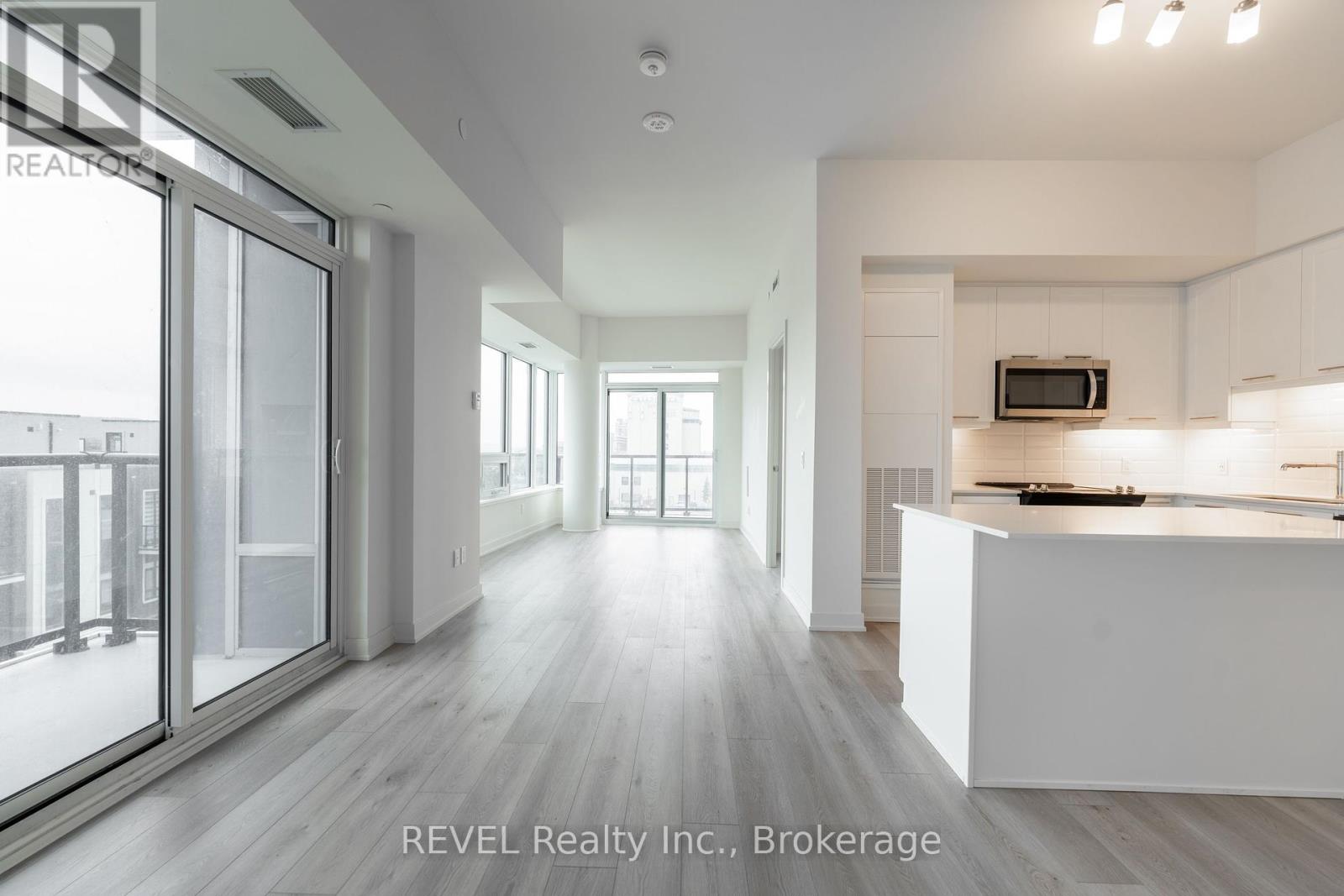 Photo 12 of 402 385 Winston Road, Grimsby ON