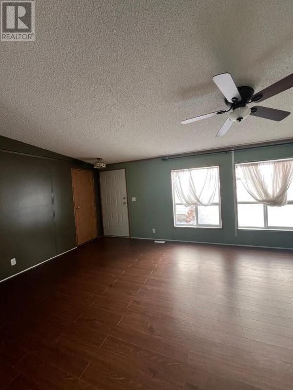 Photo 20 of 209 Algoma St, Nakina ON
