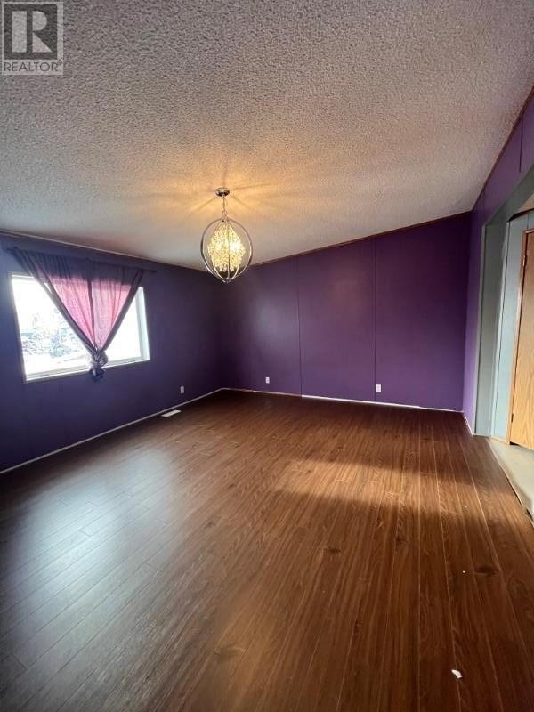 Photo 8 of 209 Algoma St, Nakina ON