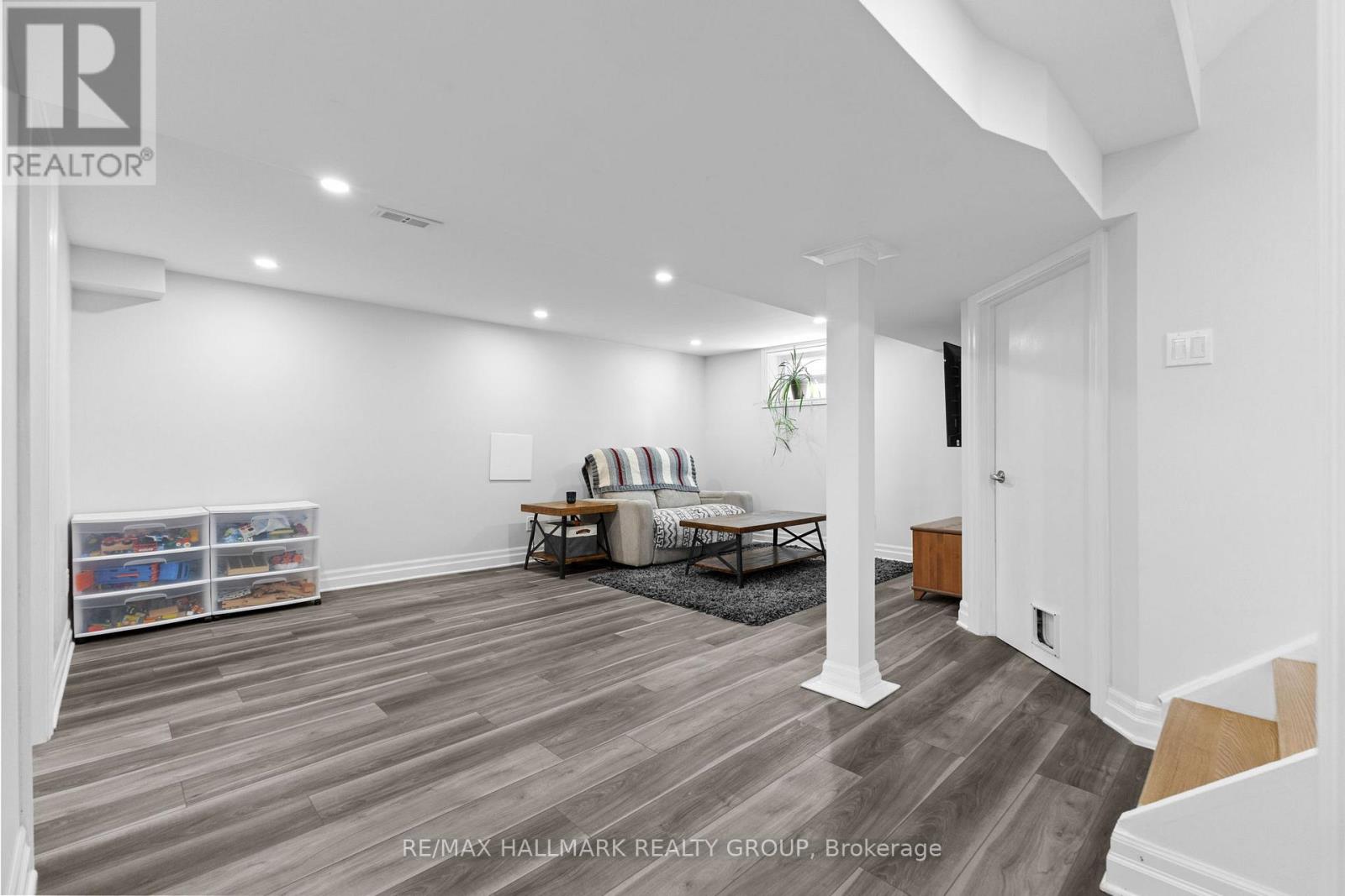 Photo 20 of 1622 Drake Avenue, Ottawa ON