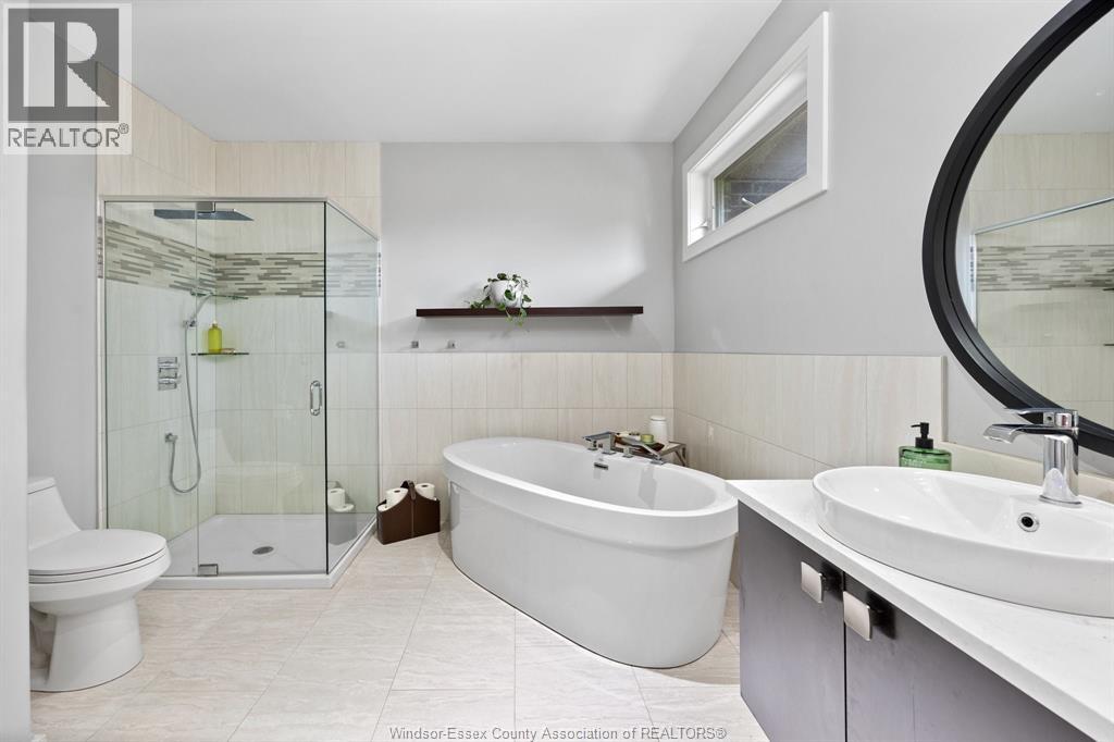Photo 2 of 8409 Aalbers Crescent, Amherstburg ON