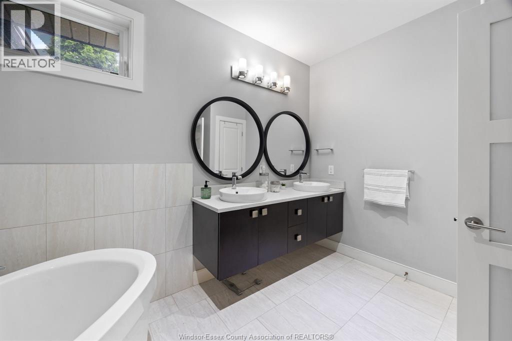 Photo 18 of 8409 Aalbers Crescent, Amherstburg ON
