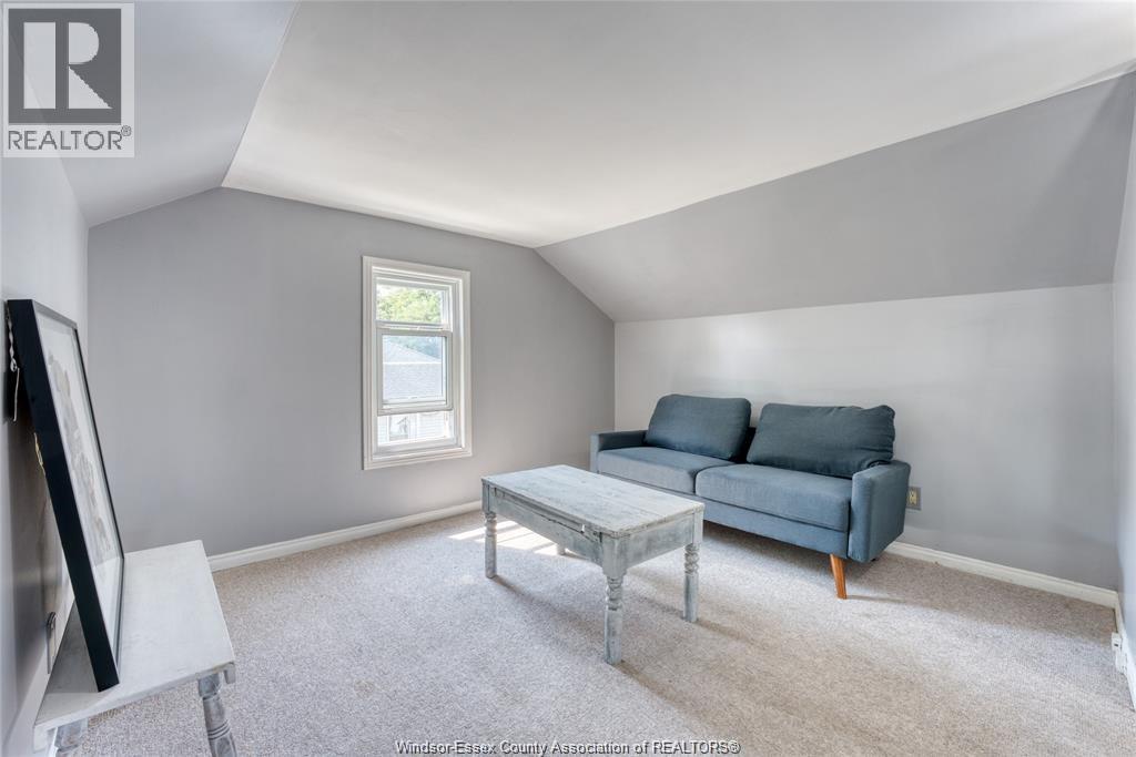Photo 14 of 3742 Montcalm Street, Windsor ON