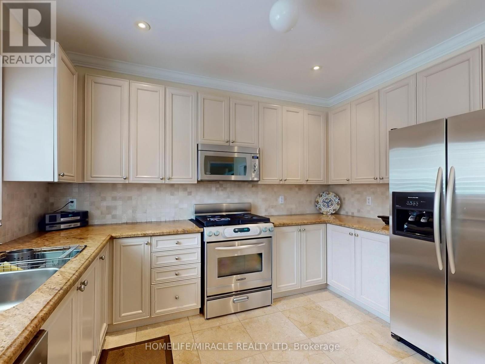 Photo 33 of 115 Long Meadow Road, Brampton ON