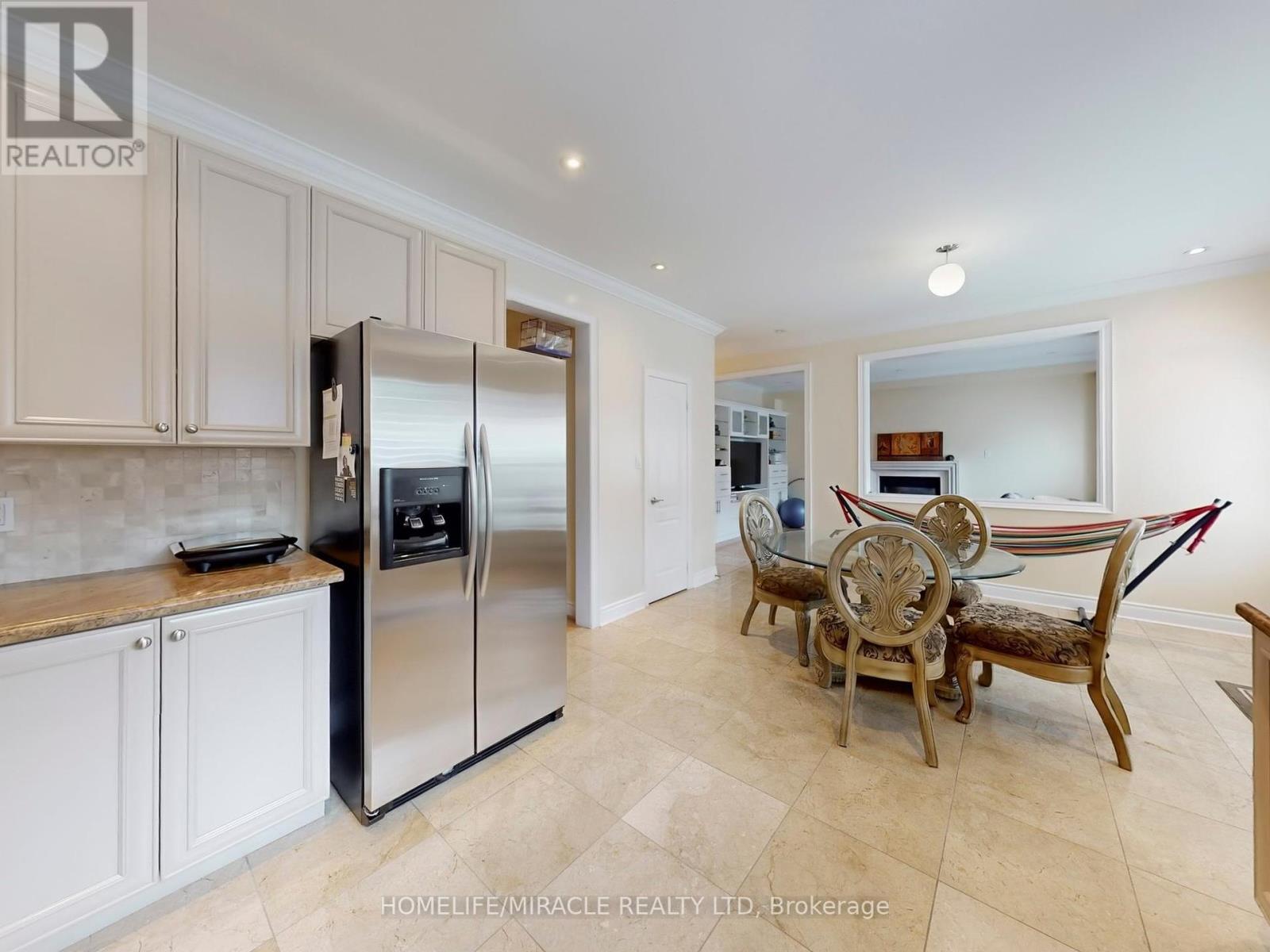 Photo 39 of 115 Long Meadow Road, Brampton ON