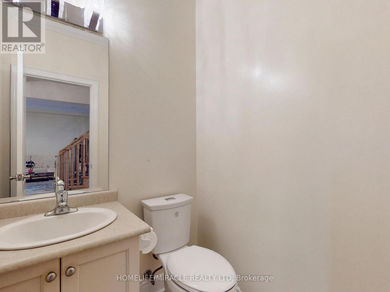 Photo 41 of 115 Long Meadow Road, Brampton ON