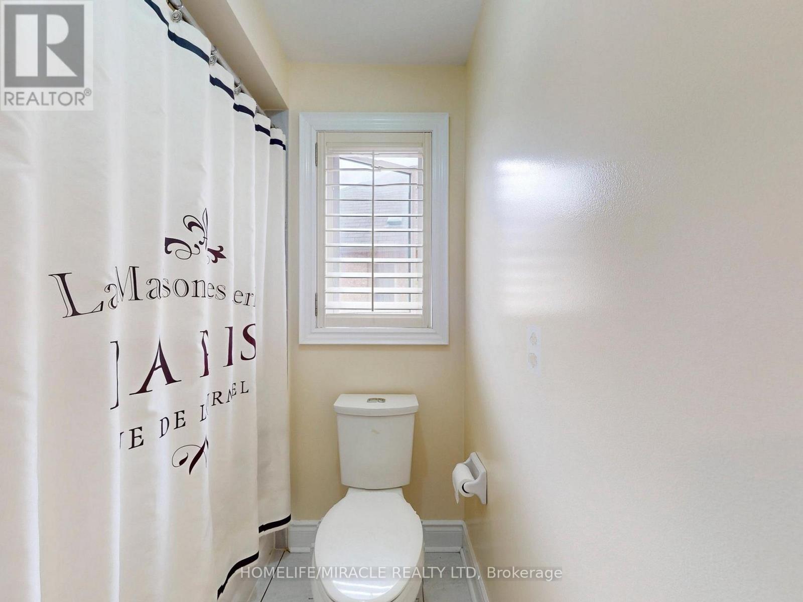 Photo 14 of 115 Long Meadow Road, Brampton ON