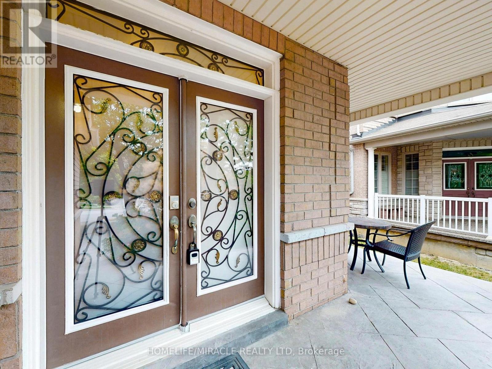 Photo 24 of 115 Long Meadow Road, Brampton ON