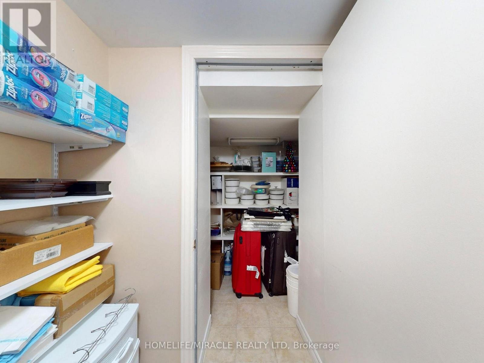 Photo 36 of 115 Long Meadow Road, Brampton ON
