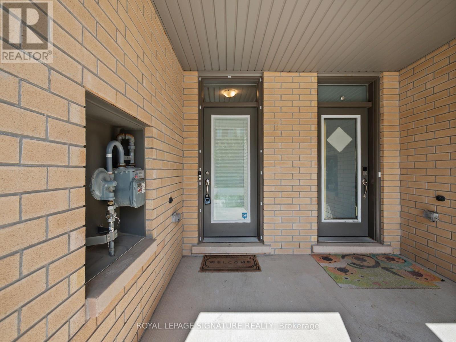 Photo 2 of 217 Huguenot Road, Oakville ON