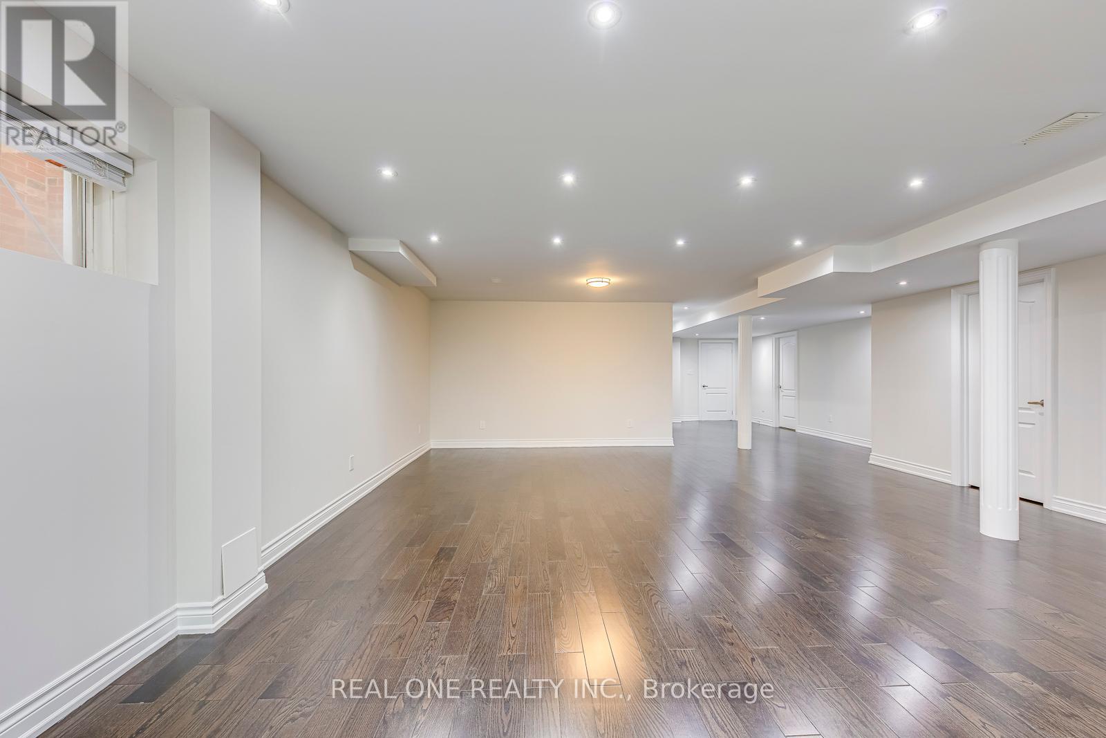 Photo 40 of 1342 Kestell Boulevard, Oakville ON