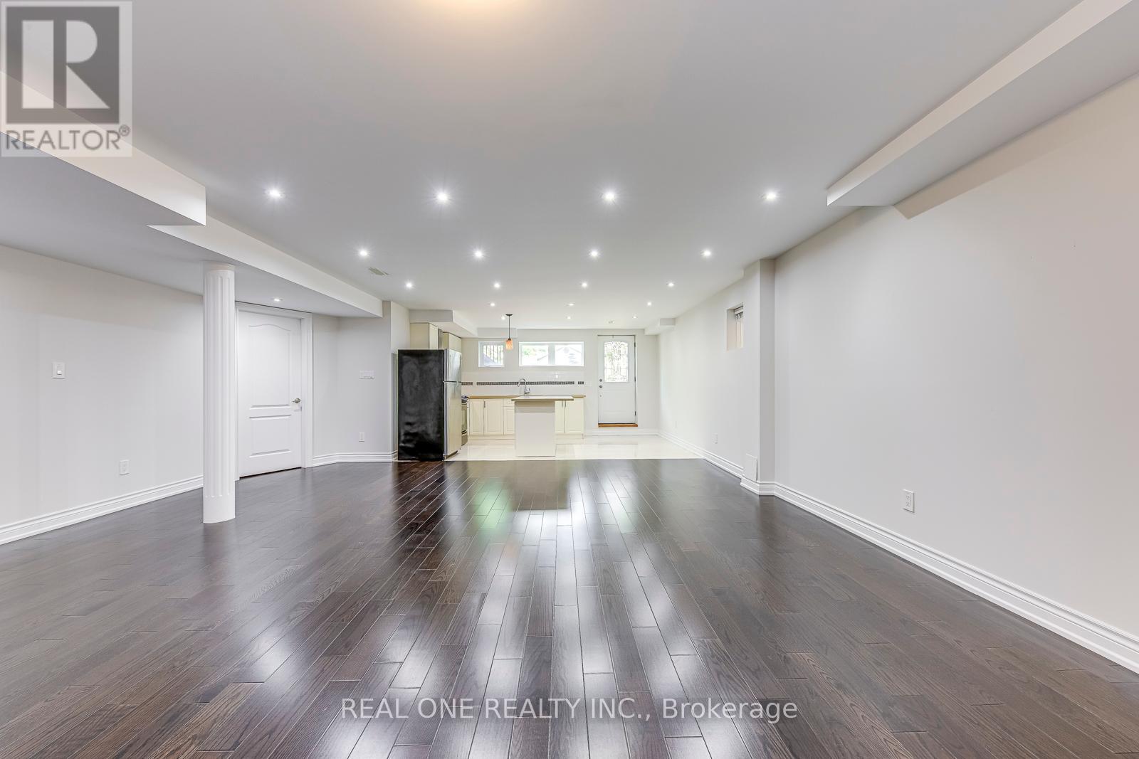 Photo 41 of 1342 Kestell Boulevard, Oakville ON