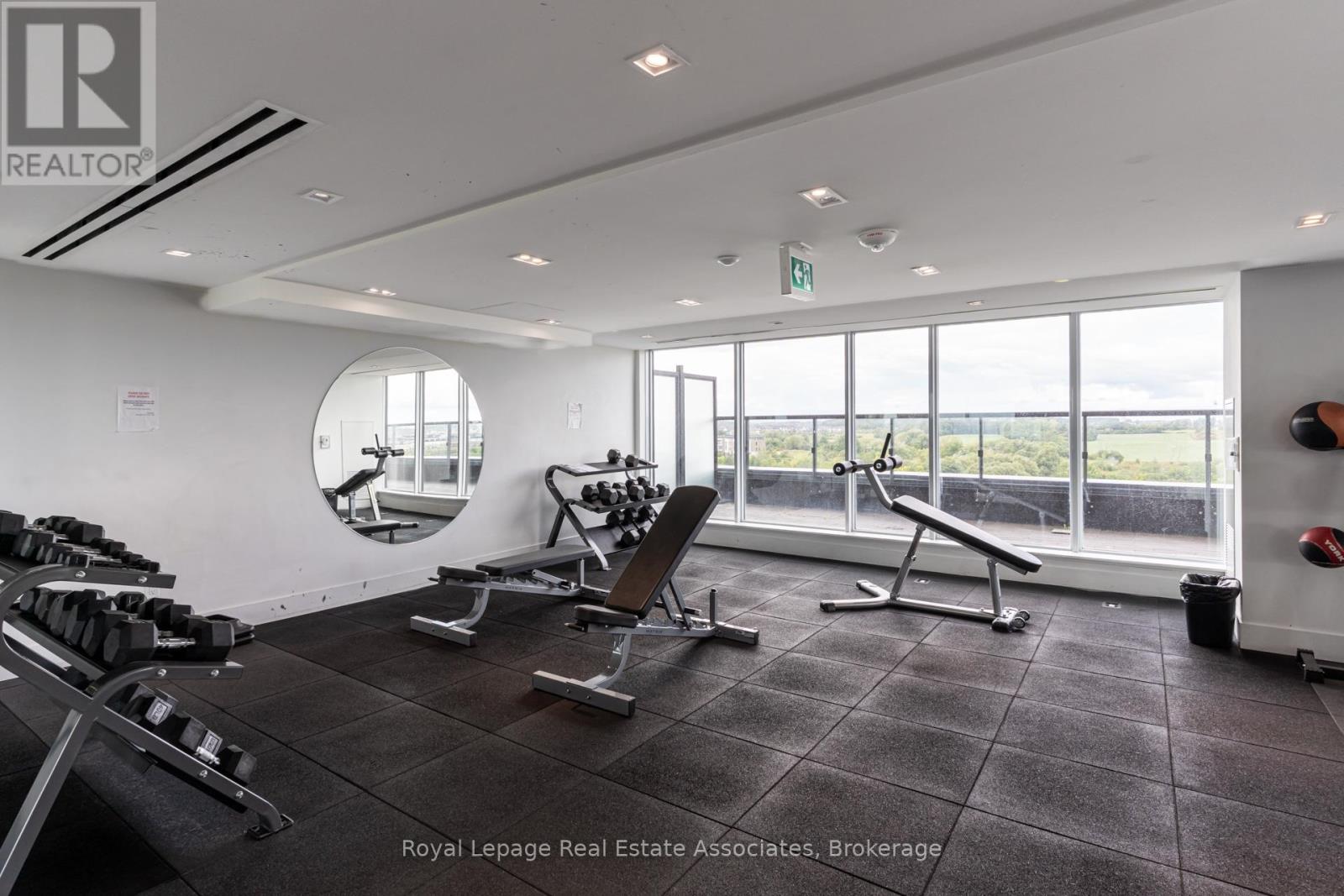 Photo 1 of 607 2481 Taunton Road, Oakville ON