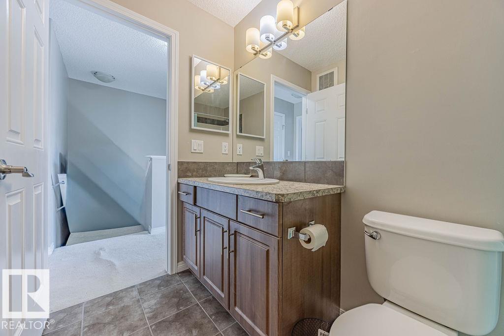 Photo 31 of 9840 220 St Nw, Edmonton AB