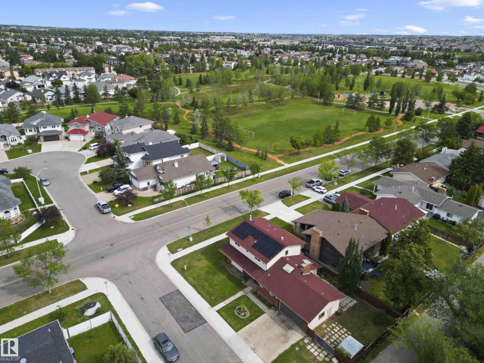 Photo 49 of 15447 103 St Nw, Edmonton AB