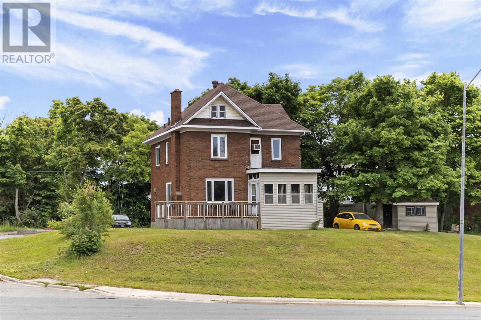 Photo 36 of 58 Lansdowne Ave, Sault Ste Marie ON