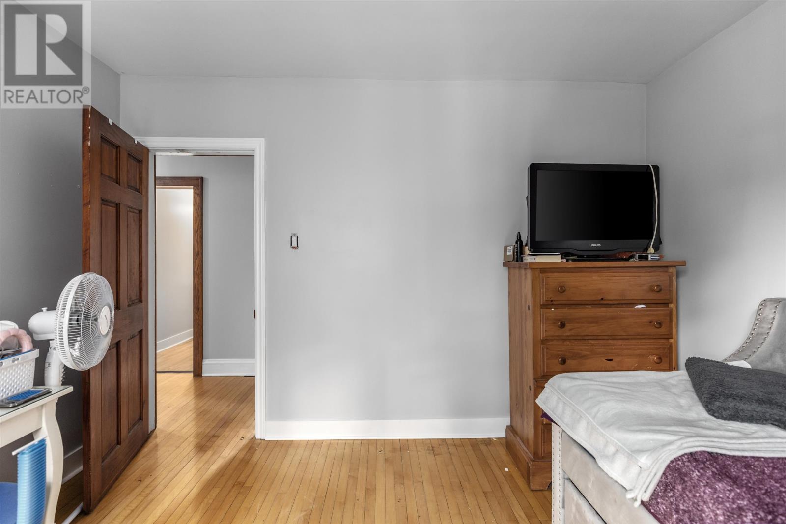 Photo 6 of 58 Lansdowne Ave, Sault Ste Marie ON
