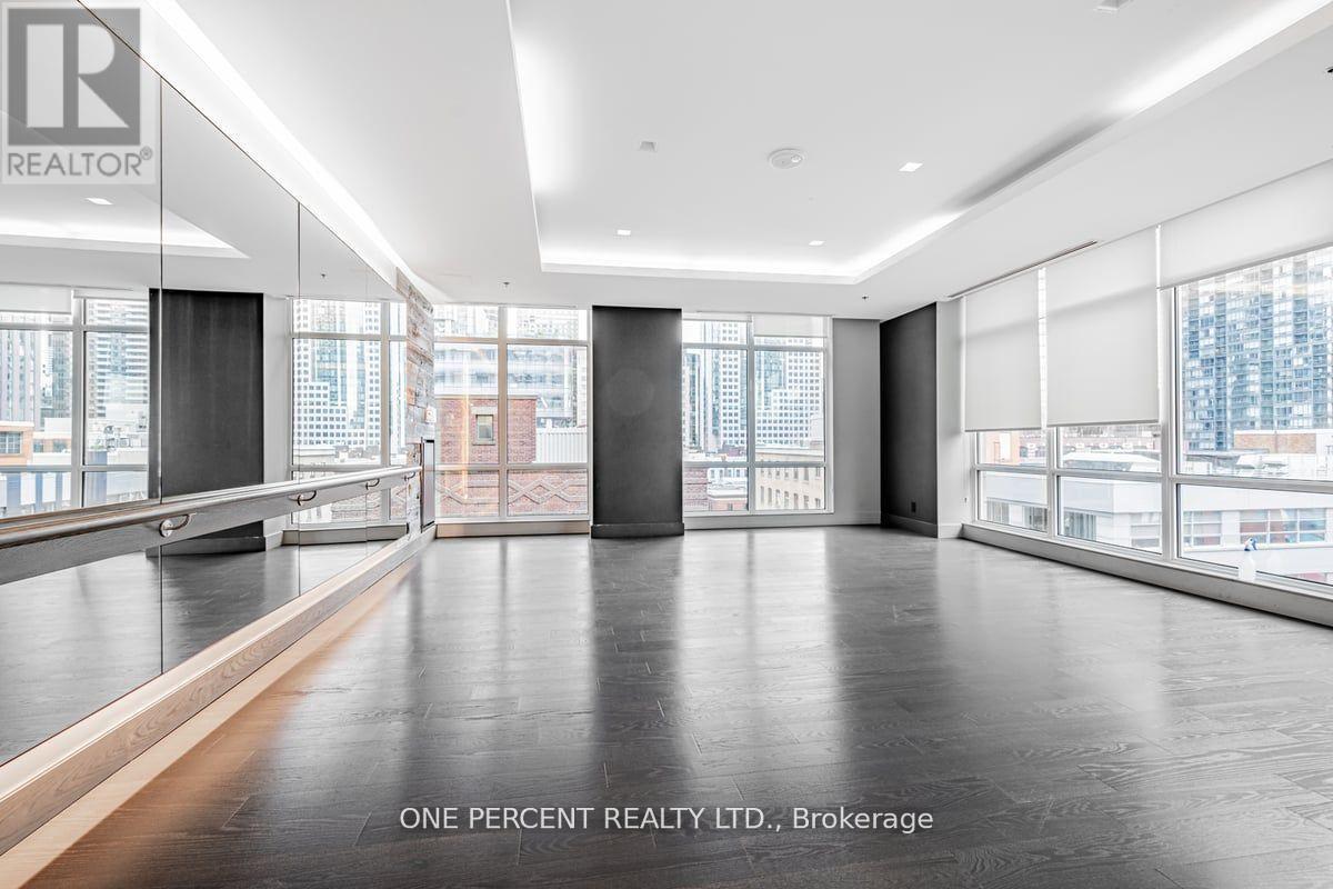 Photo 8 of 426 30 Nelson Street, Toronto ON