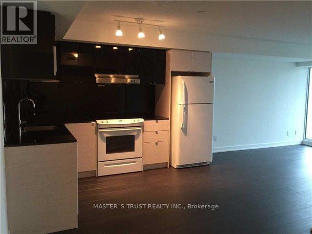 Photo 5 of 512 72 Esther Shiner Boulevard, Toronto ON