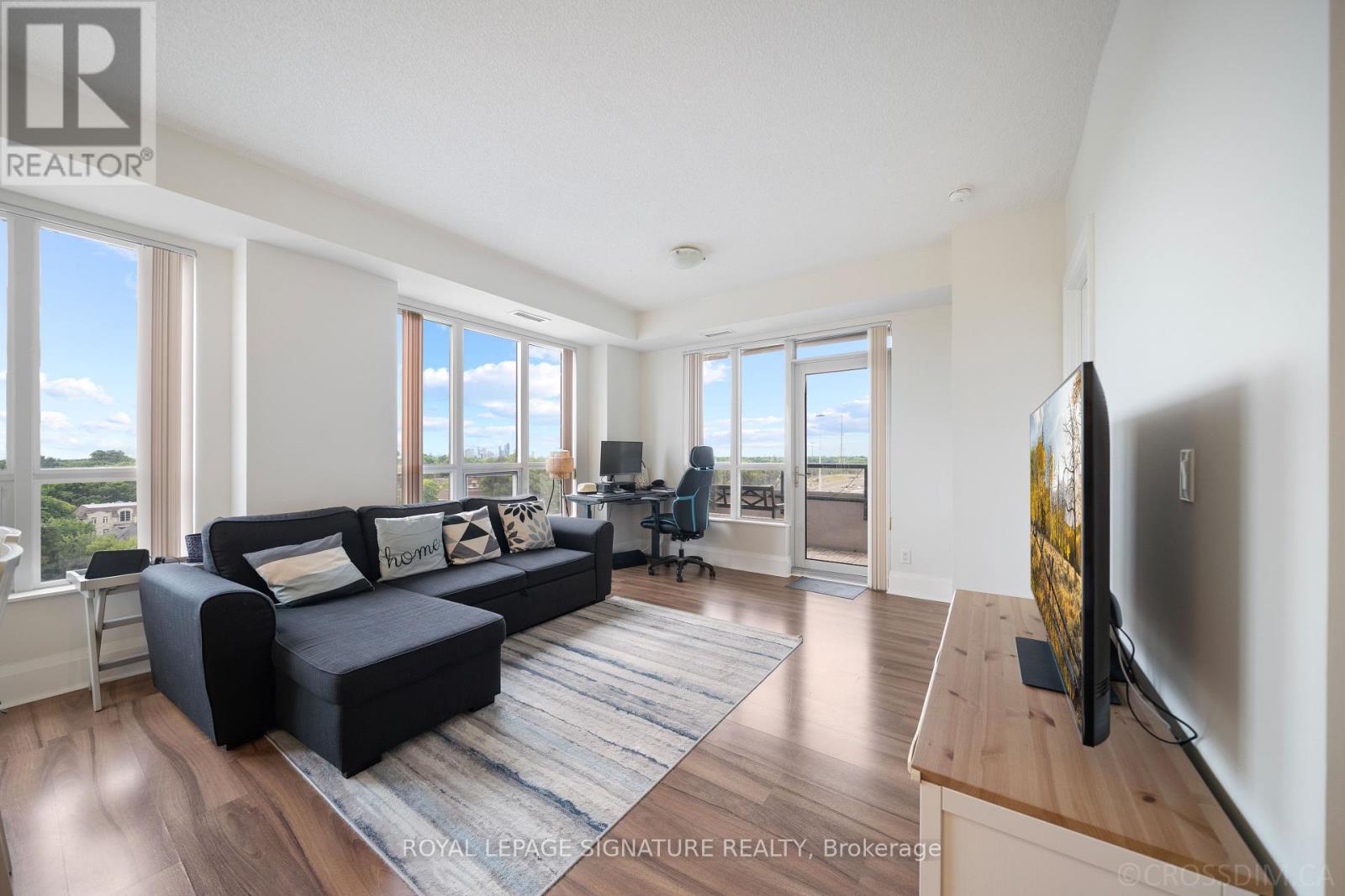 Photo 5 of 825 100 Harrison Garden Boulevard, Toronto ON