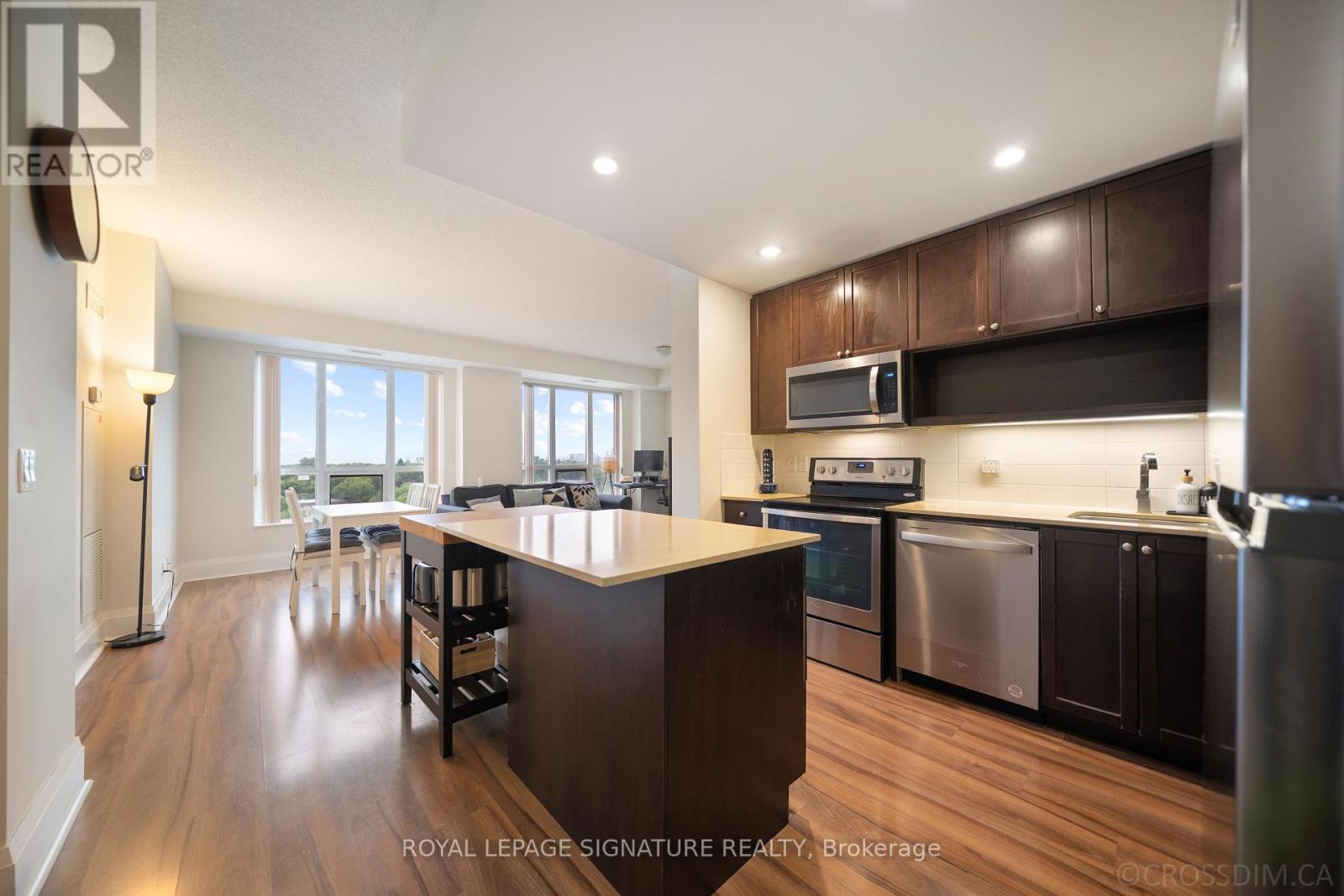 Photo 19 of 825 100 Harrison Garden Boulevard, Toronto ON