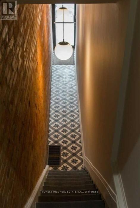 Photo 1 of 2nd Flr 1216 Dundas Street W, Toronto ON