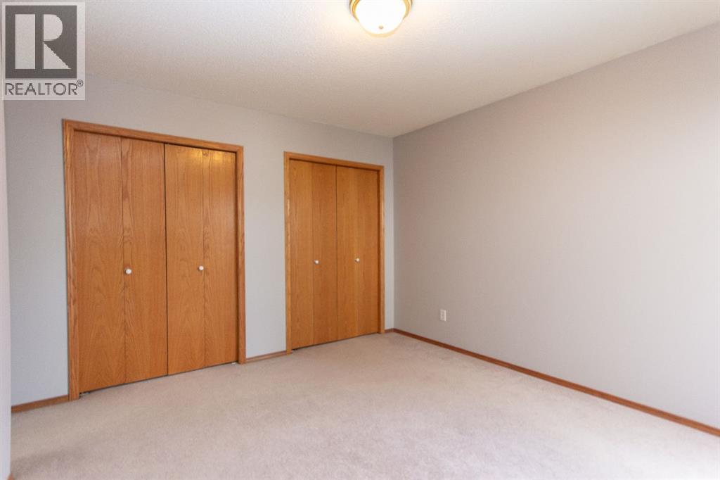 Photo 30 of 66 Edwards Crescent, Red Deer AB