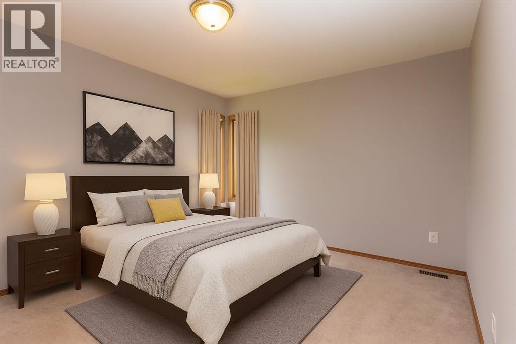 Photo 23 of 66 Edwards Crescent, Red Deer AB