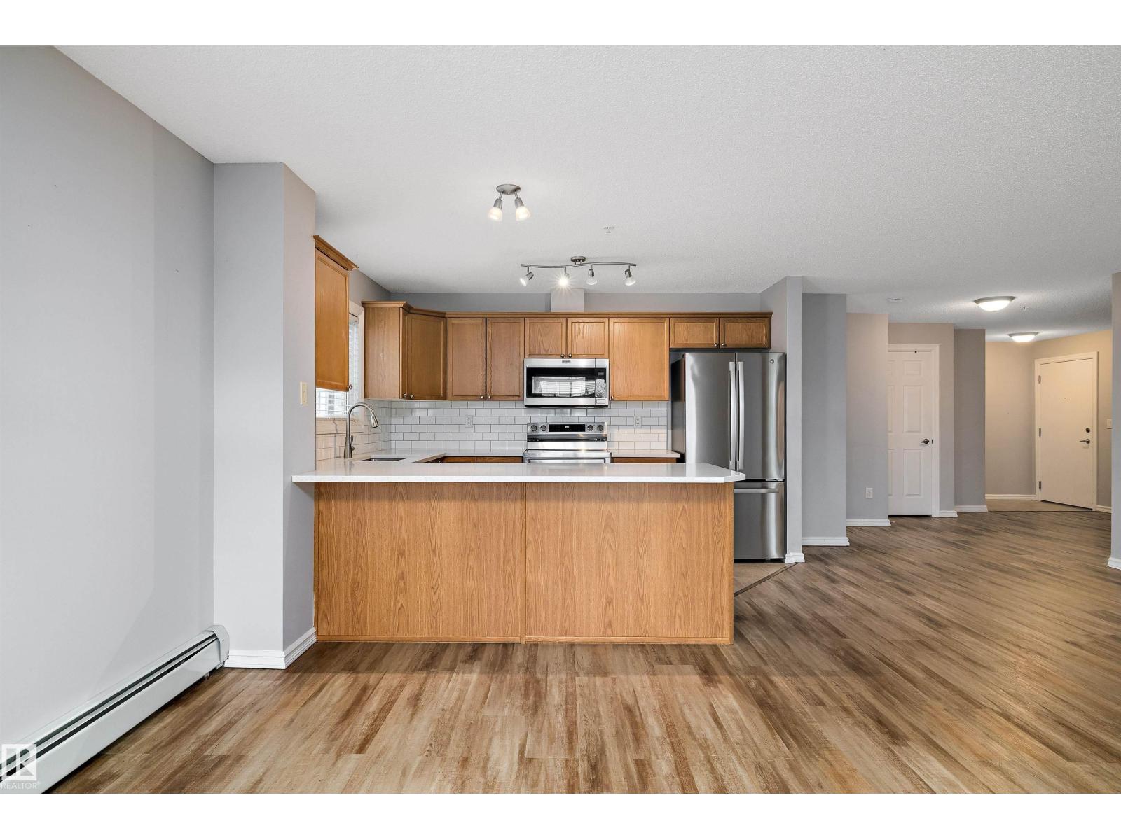Photo 44 of 201 4407 23 St Nw, Edmonton AB